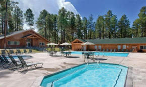 Resort 1BD condo with amenities of pool, arcade, walking trails and more